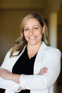 Anne Stefanyk Headshot